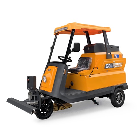 G50純電動(dòng)高壓沖掃機(jī)