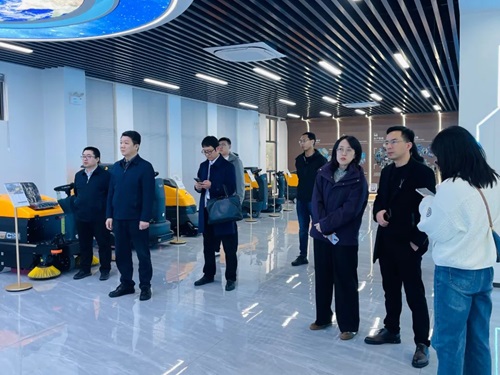 河北省工信廳領(lǐng)導(dǎo)一行蒞臨我司考察指導(dǎo)